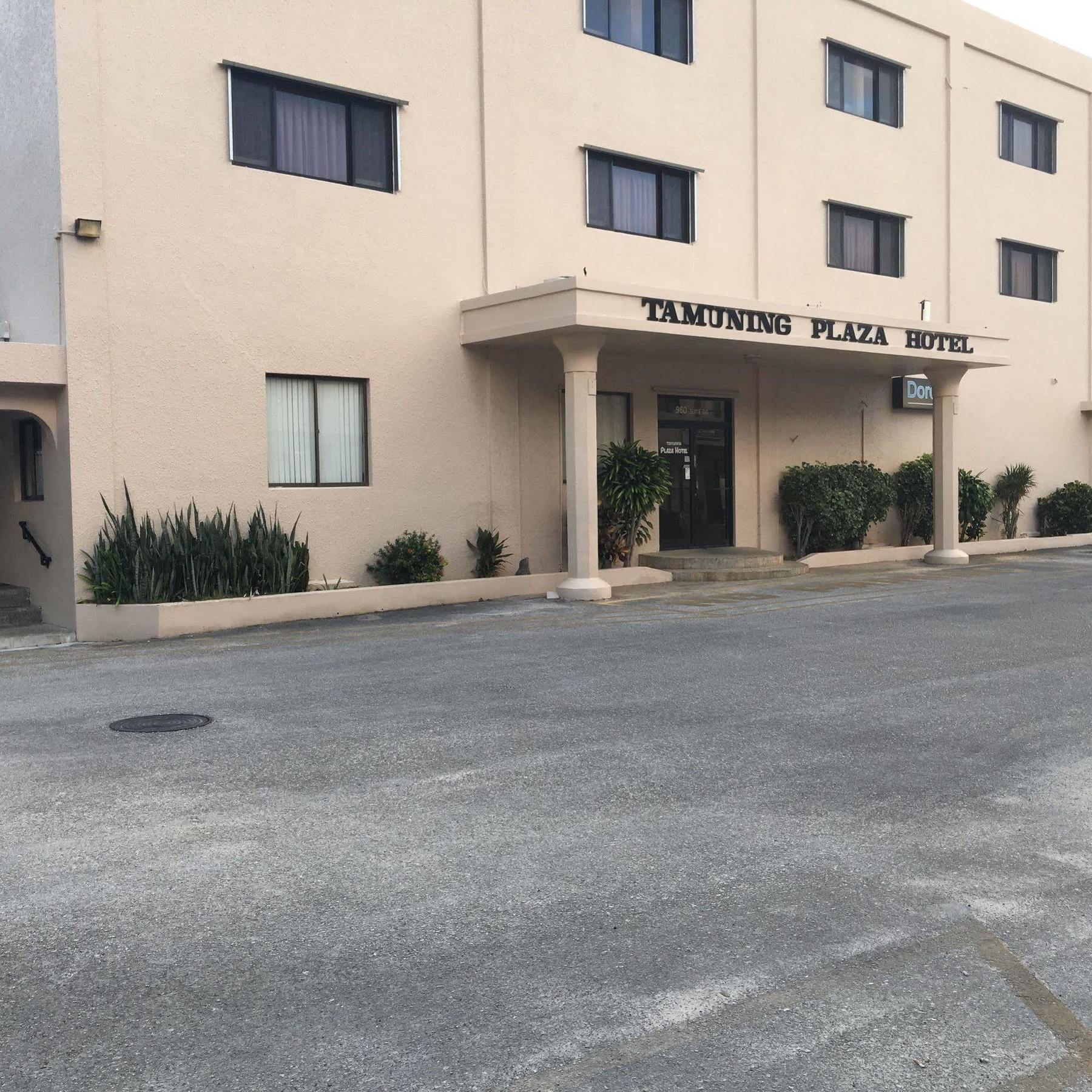 Tamuning Plaza Hotel Exterior foto